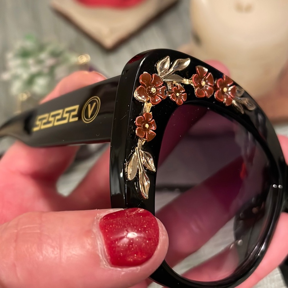 - #202 NWT Rose Covered Glasses - Picture 6 of 16